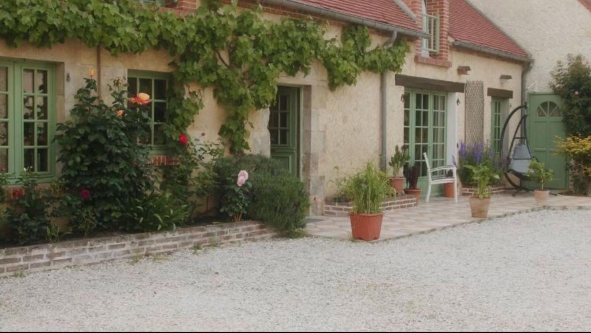 Chambres Et Table D'Hotes Cervina Châteauneuf-sur-Loire Buitenkant foto